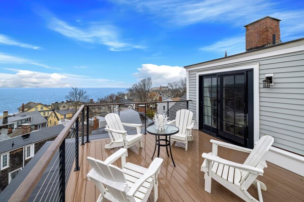 Welcome to Portside Overlook!