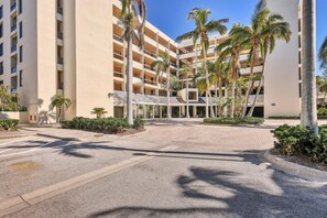 Fairway Bay 155 by FVC
