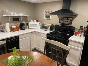 Full kitchen