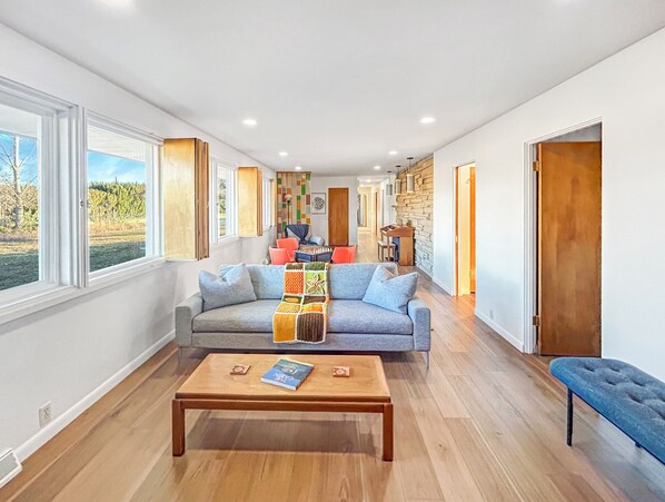 Comfy couch to watch TV and visit