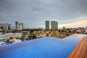 Rooftop pool