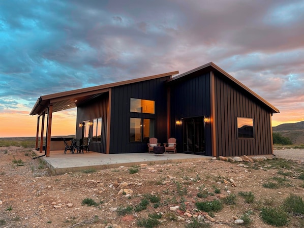 Earhart Cabin on Ever Sky Ranch