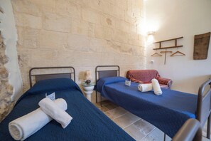 Twin bedroom