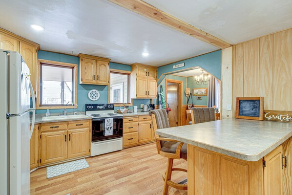 Long Prairie Vacation Rental | 2BR | 1BA | 700 Sq Ft | Steps Required