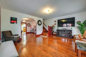 Living Room | Free WiFi | Central Heating | 75" Smart TV | Electric Fireplace