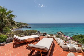 Activities, Amenities, Balcony / Terrace / Patio, Building Exterior, Facilities, Garden, Main Entrance, Pool, Spring, Summer, Wellness