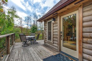 Large Deck with outdoor dining area