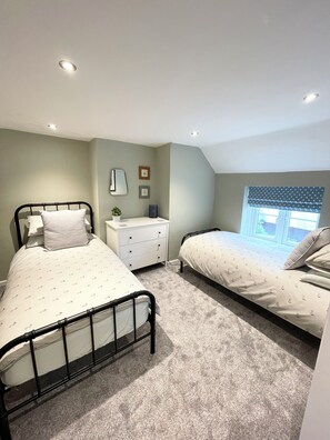 Bedroom Two - Twin 