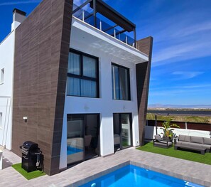 views of the villa, BBQ dining for 6 