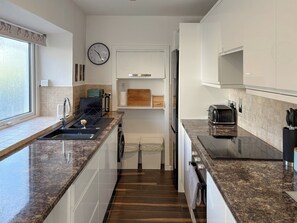 Kitchen | Taymount Cottage, Caputh