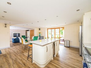 Open plan living space | The Mistal, Holmfirth