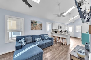 Home Decor, Indoors, Ceiling Fan, Couch, Furniture