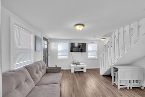 Architecture, Building, Furniture, Indoors, Living Room