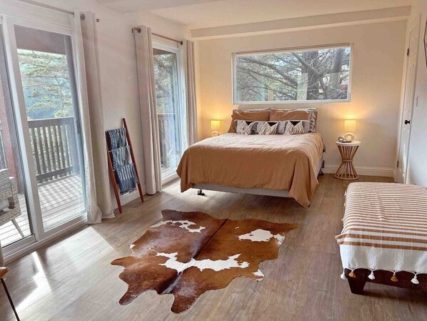 Queen Bed