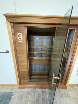Infrared sauna