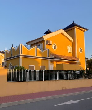Extérieur