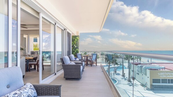 Large wrap around balcony.