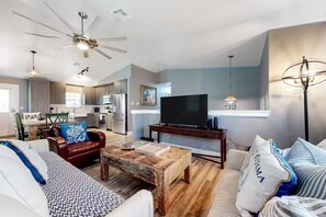 Gather in the heart of the home—a spacious, cozy living room perfect for family time or quiet relaxation. 🛋️✨