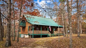 Midterm Rental | Linger Longer Cabin in Mentone on 3+ Wooded Acres