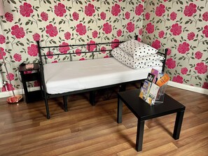 Bedroom2