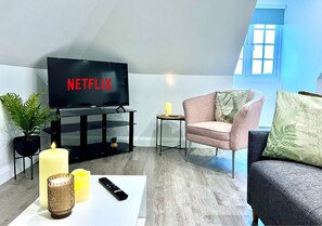 Living Area - TV with Netflix subscription