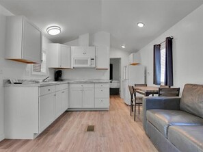 Kitchen & Dining Area