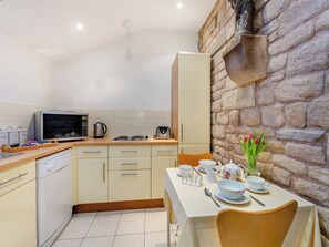 Kitchen/diner | Irishman’s Tower, Hoghton, near Clitheroe and the Ribble Valley