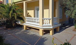 Exterior detail