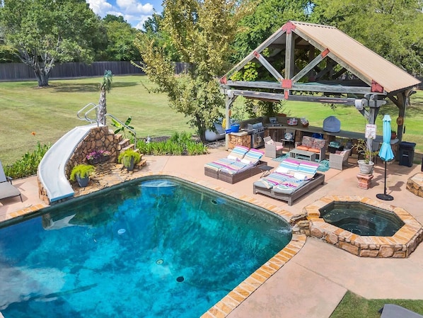 Pool