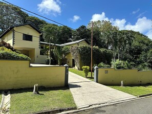 J'Ouvert Villa from the road
