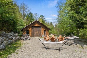 Back yard | Barn