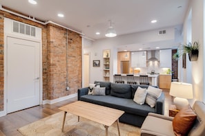 Living Area 4