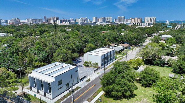 Stunning New Build Close to Sarasota Attractions