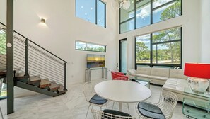 Floor to Ceiling Windows