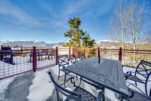 Private Balcony | Dining Table | Mountain Views