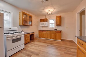Kitchen | Drip Coffee Maker