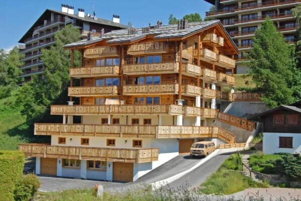 Holiday Home Exterior [summer]