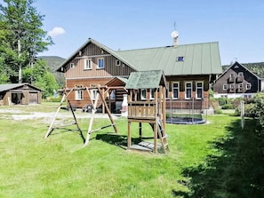 Haus, Zuhause, Hütte, Dach, Abstellgleis, Garten, Rasen, Estate, Bauernhaus, Veranda