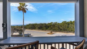 Palm Sounds Balcony