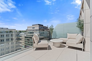 TERRACE - For Direct Bookings: www.atvoya.com
