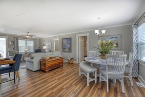 D-D's Beach House