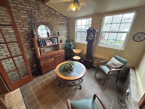 Sun room 
