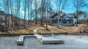 Modern Magnolia offers a large boat dock for easy access to explore Lake Oconee!
