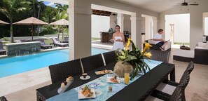 Outdoor dining