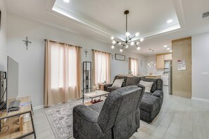 Living Room | Smart TV w/ Cable | Queen Air Mattress | Central A/C & Heat