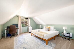 Cozy Sleeping for 9: Includes a king bed, 2 queen beds, a twin-over-full bunk bed, and a queen air mattress.