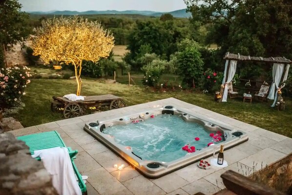 Bubbelpool utomhus