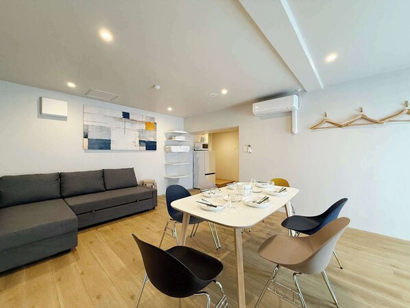 Living & Dining Area