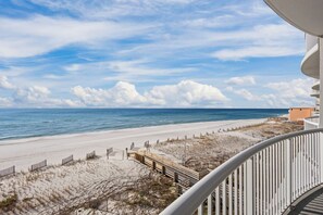 Island Royale 403 - Gulf views from the balcony