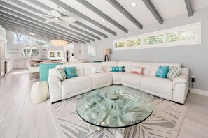 Vaulted ceilings, upscale, modern furniture